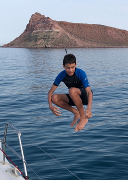  TGN Jumping